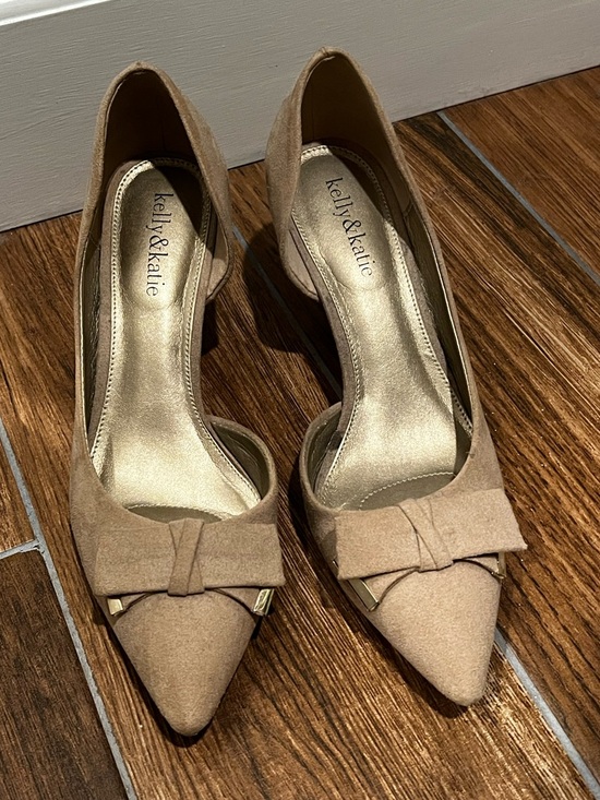 Kelly & Katie Shoes - Kelly and Katie nude suede heel